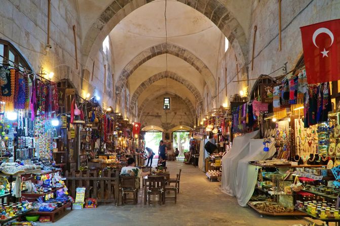 The lively Kırkkaşık Bedesten is a soup kitchen-turned market.