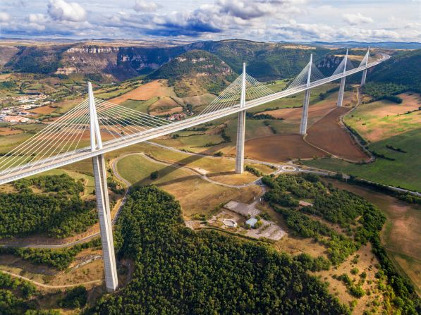 The Millau Viaduct was designed by engineer Michel Virlogeux and architect Norman Foster. 